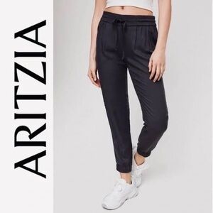 ◾️Aritzia Black Los Feliz Jogger Pant